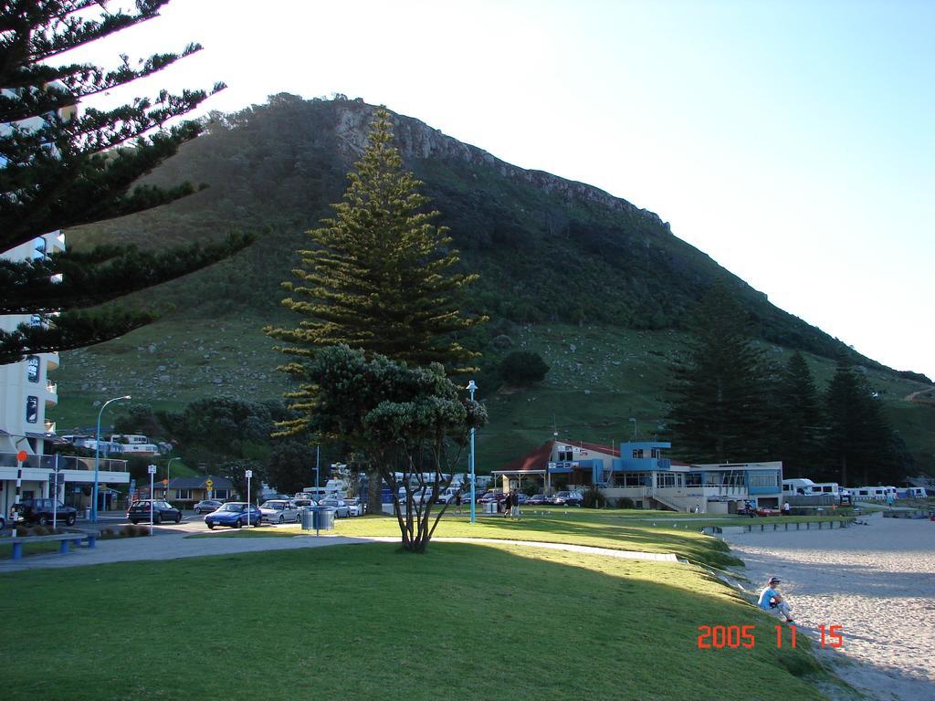 Pavilion Beachfront Apartments Mount Maunganui Extérieur photo