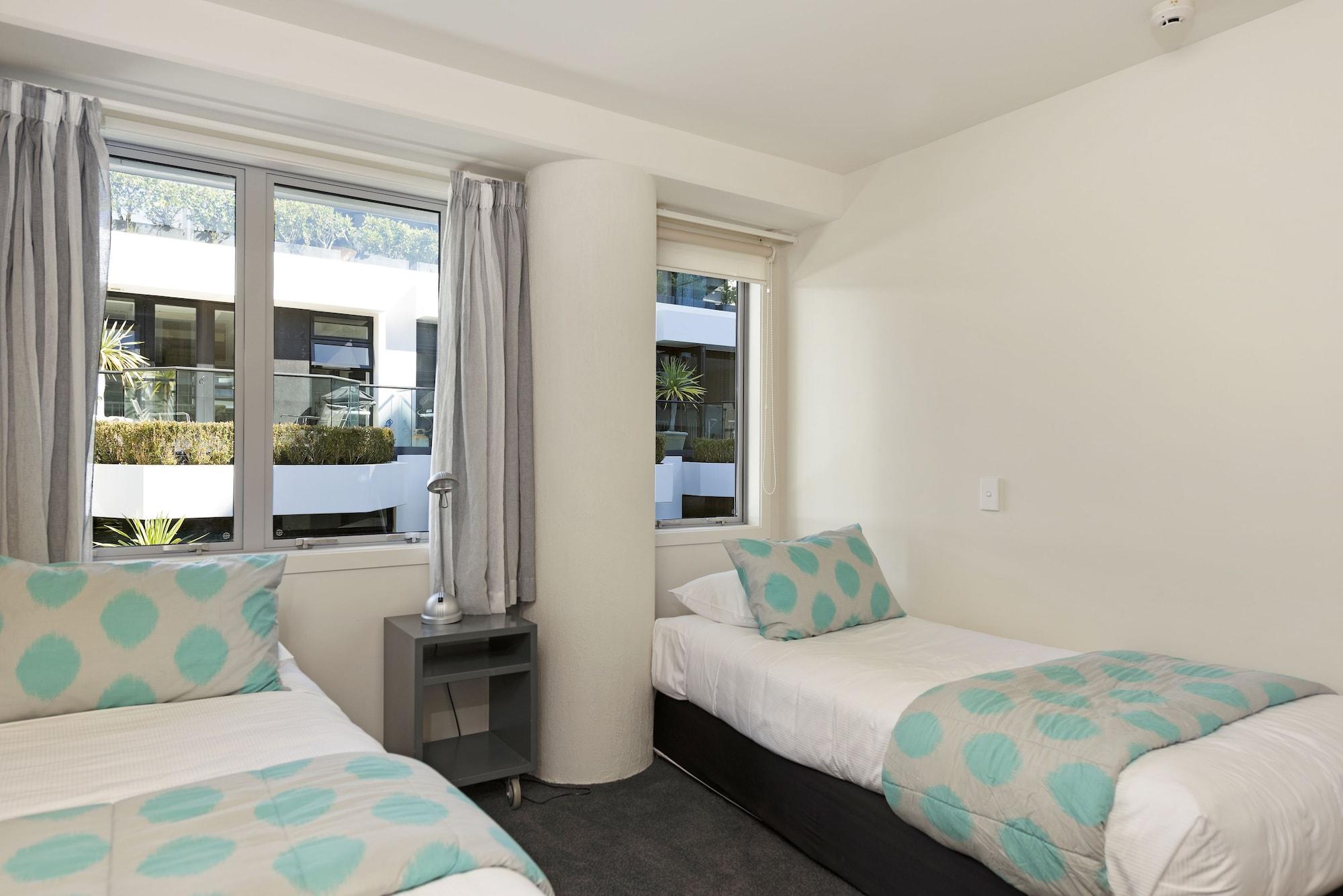 Pavilion Beachfront Apartments Mount Maunganui Extérieur photo