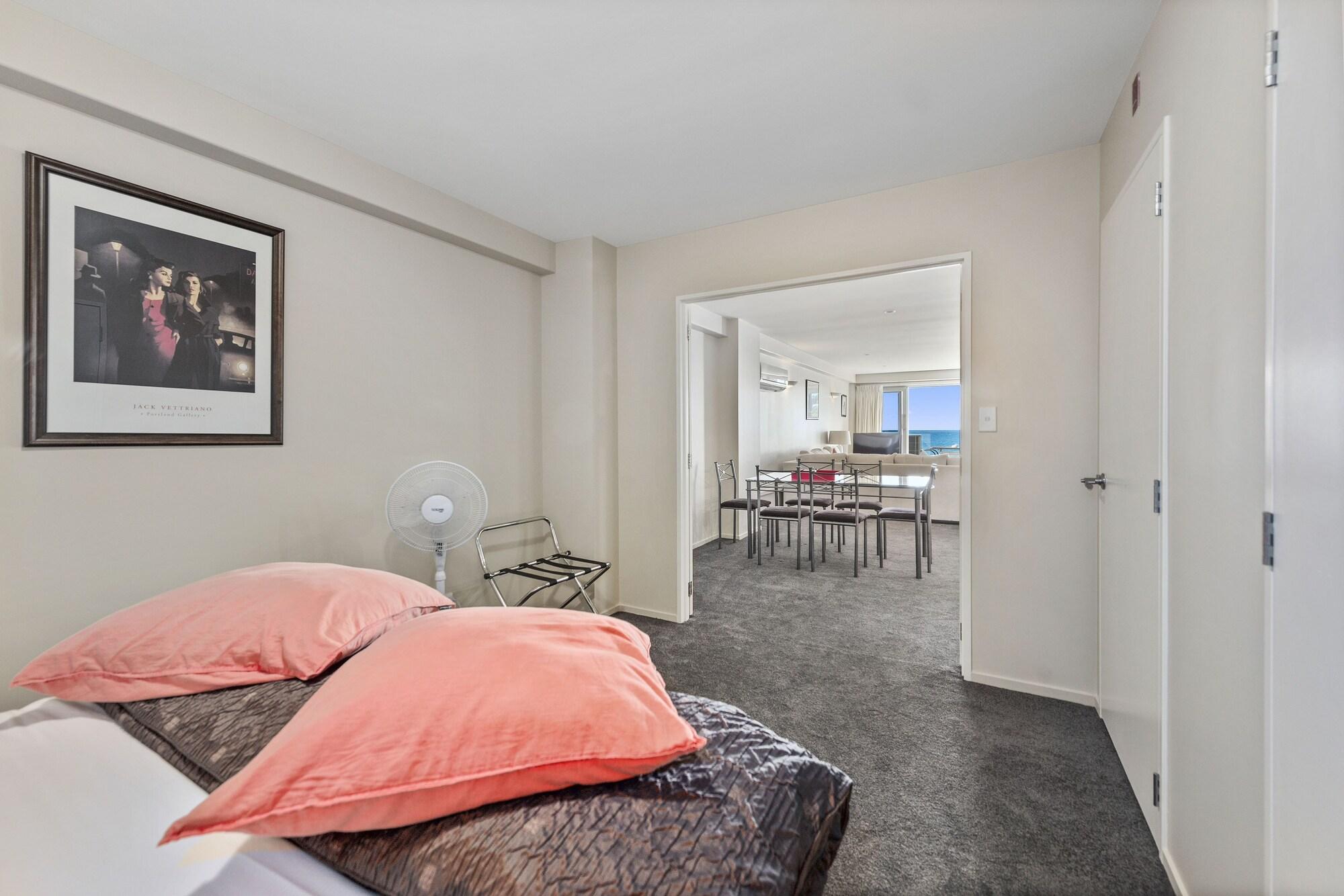 Pavilion Beachfront Apartments Mount Maunganui Extérieur photo