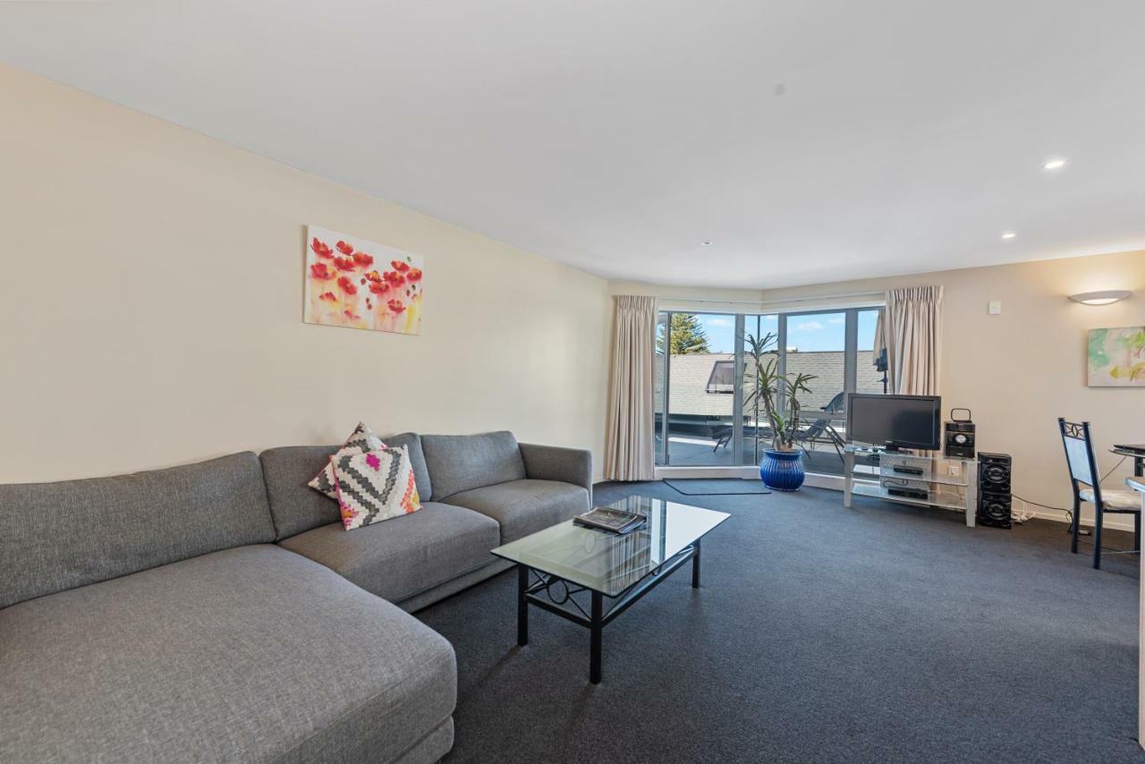 Pavilion Beachfront Apartments Mount Maunganui Extérieur photo